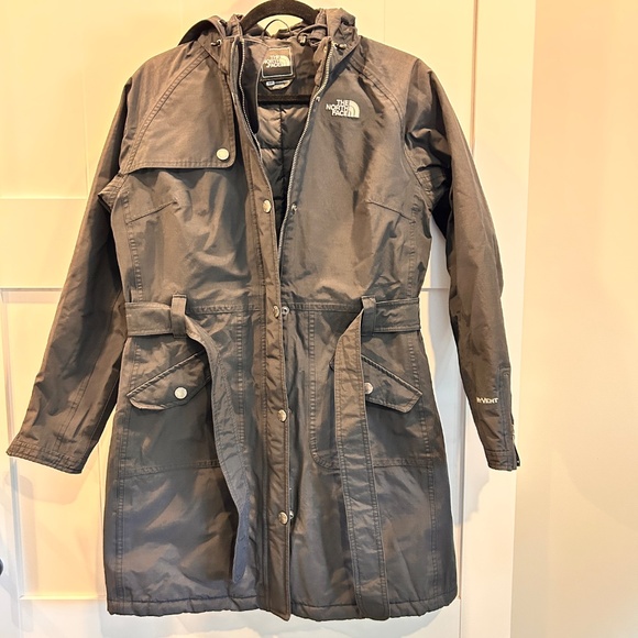 The North Face Women’s HyVent Rain Trench Coat - Picture 4 of 16